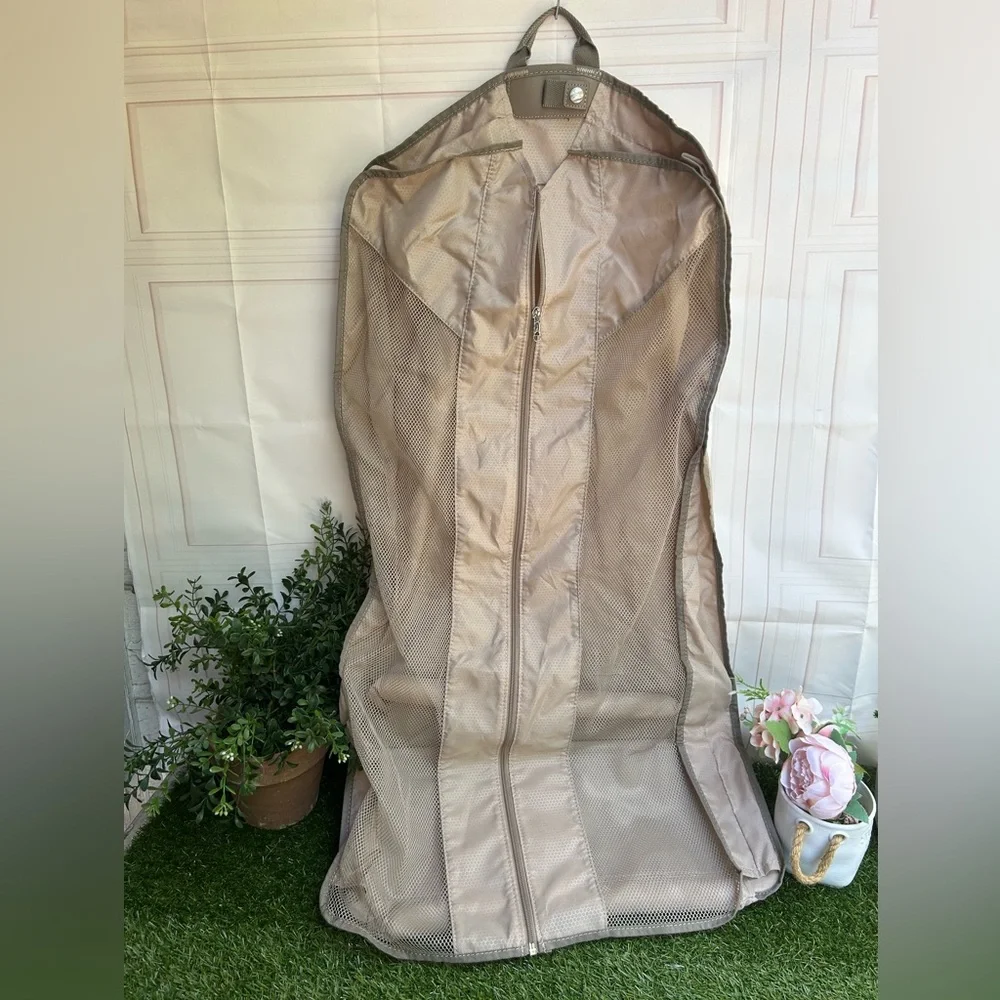 Khaki Garment Bag with Zipper 39” x 20” New